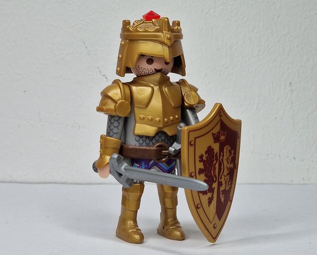 LOTE0019-PLAYMOBIL REY GUERRERO