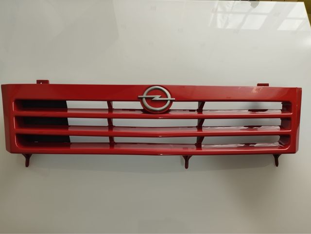 Parrilla opel ascona C