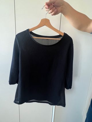 Camisa negra