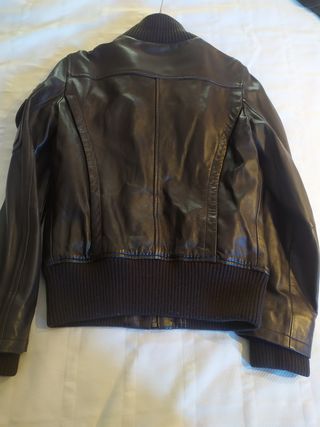 Cazadora biker piel marrón Mango