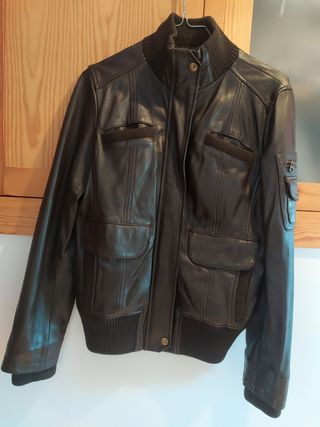 Cazadora biker piel marrón Mango