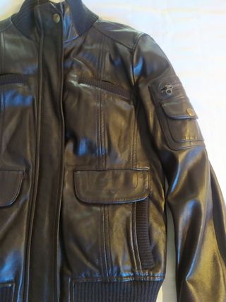 Cazadora biker piel marrón Mango