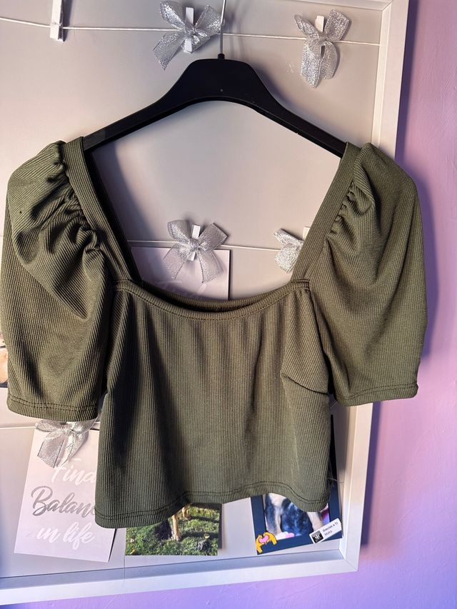 Blusa corta