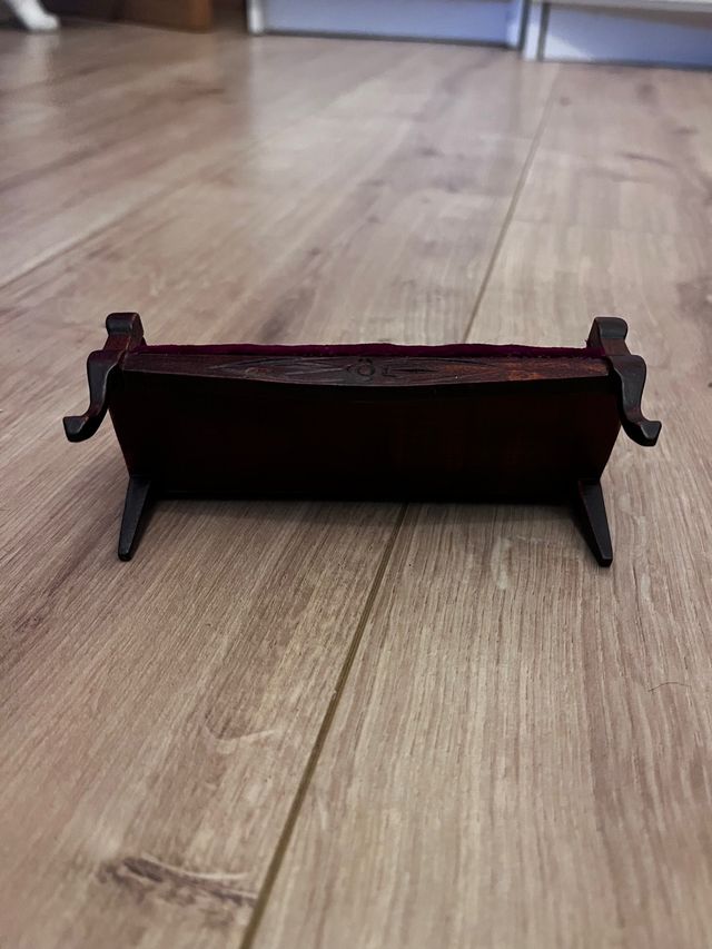 Sofá para casa de muñecas