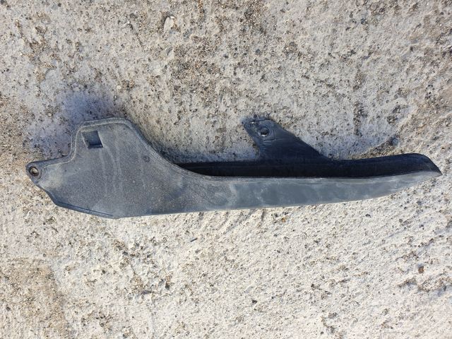 Protector cadena honda africa twin rd04