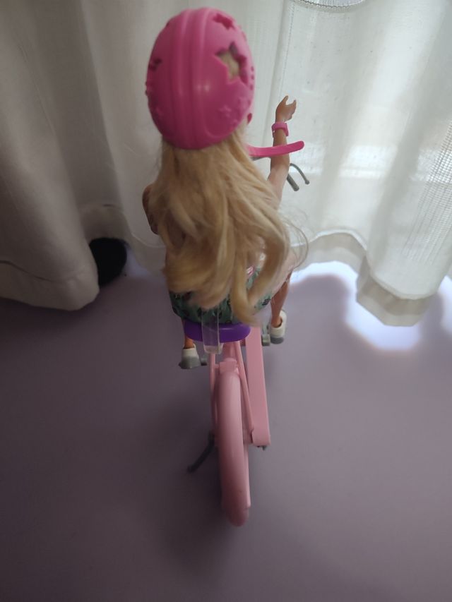 Barbie ciclista