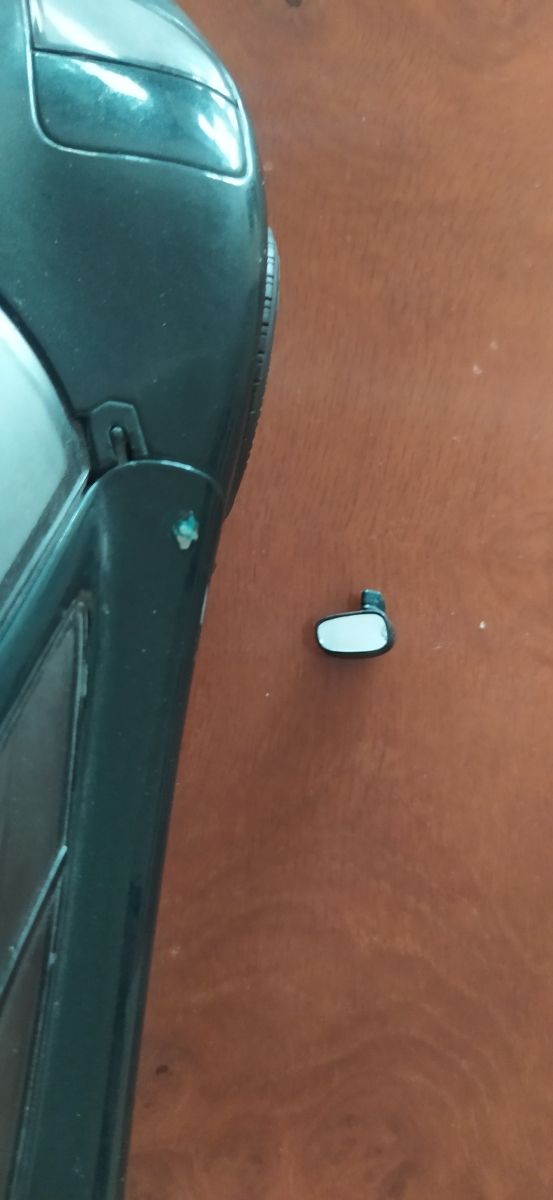 McLaren F1 escala 1:12 Paul's Model Art