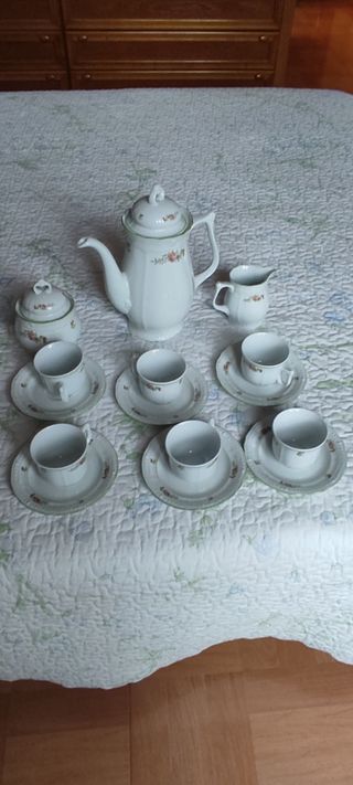 Juego de café porcelana Santa Clara nuevo