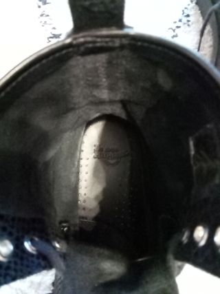 Dr. Martens negras. Número 39, UK6