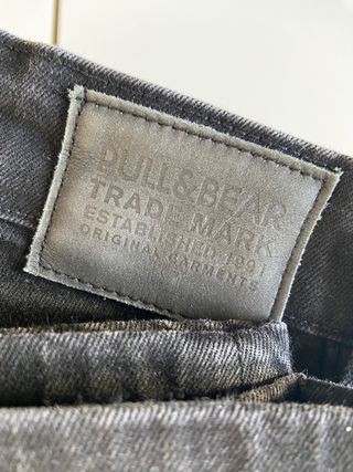 Pantalon NEGRO Vaquero PULL&BEAR EUR40