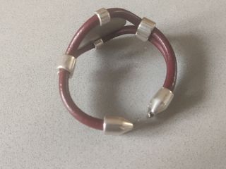 Pulseras cuero y plata
