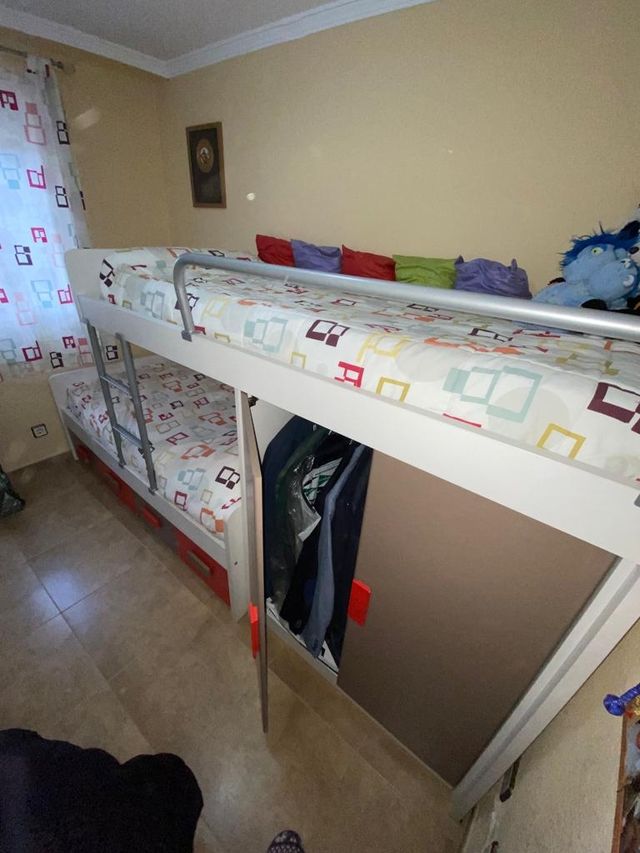 CAMA LITERA CON ARMARIO