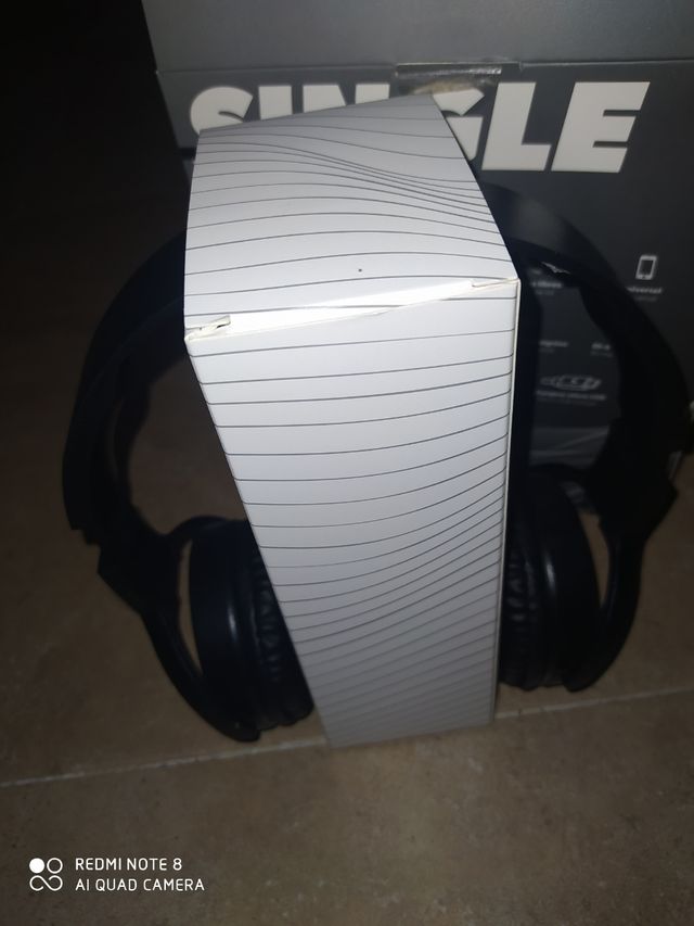 Cascos extra bass de segunda mano por 13 EUR en Almería en WALLAPOP