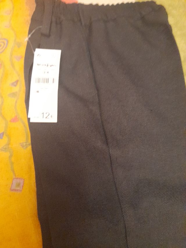 pantalón NUEVO de colegio nuevo talla 3/4