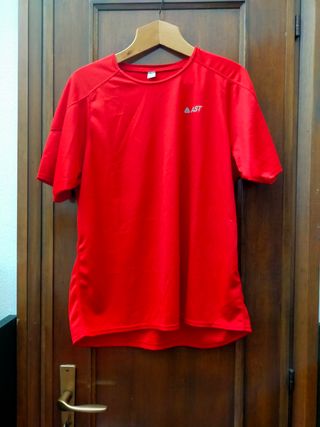 maglietta tecnica uomo sport rossa tg XL