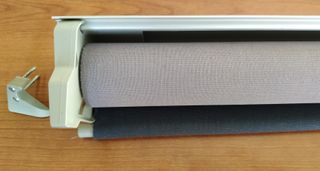 Persiana interior enrrollable VELUX. Color azul