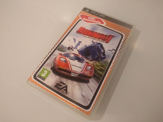 videojuego PSP Burnout Legends EA sports