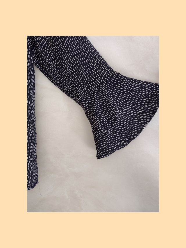 camicetta  fantasia nera e bianca