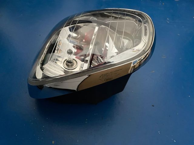 Faro delantero Piaggio Beverly 300 2018 MotoRecupe