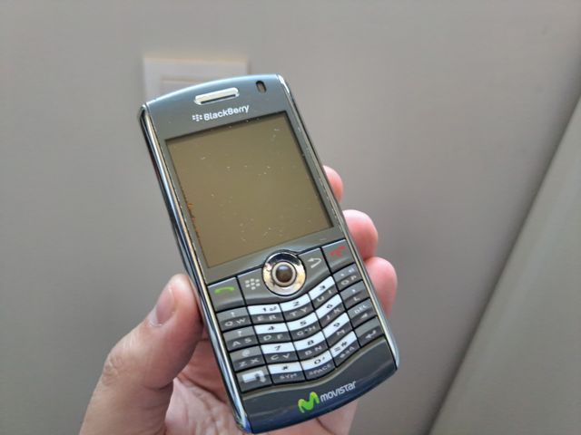 Móvil Blackberry 8100