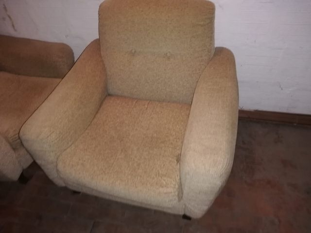 coppia di poltroncine in tela beige