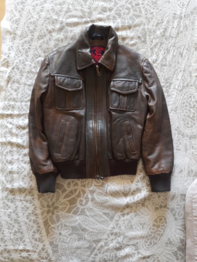 Cazadora de piel de niño