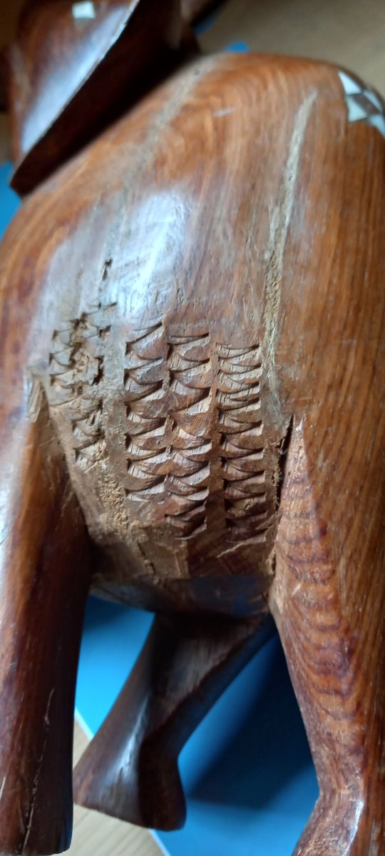 statua elefante in legno