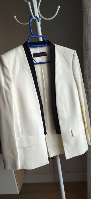 chaqueta de Zara..