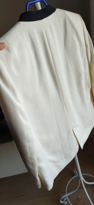 chaqueta de Zara..