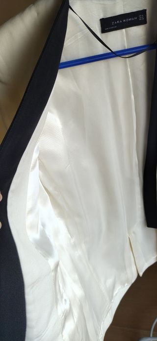 chaqueta de Zara..