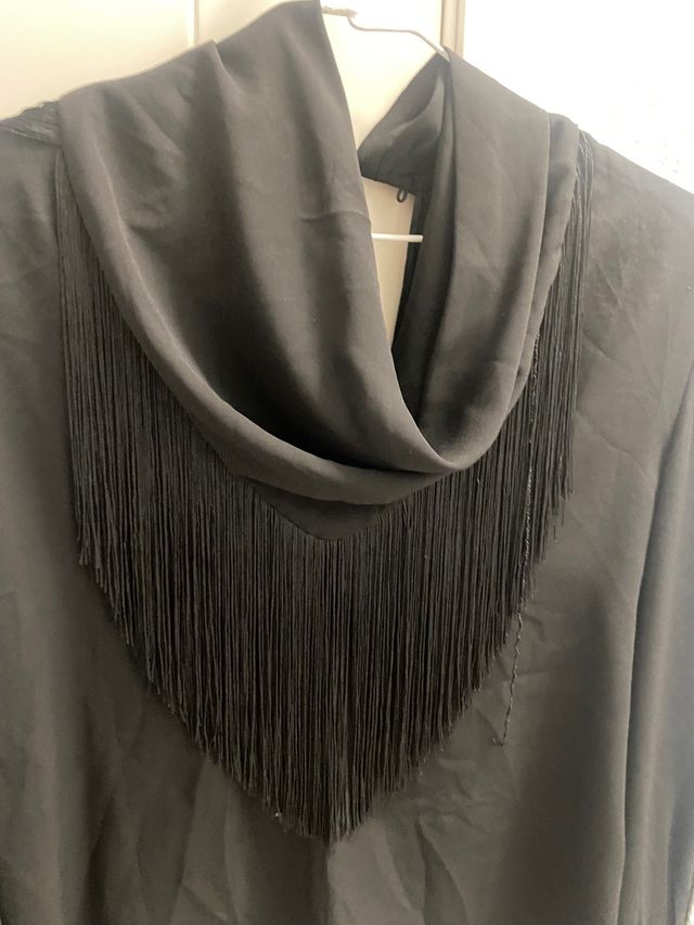 Camisa sfera negra con flecos talla S