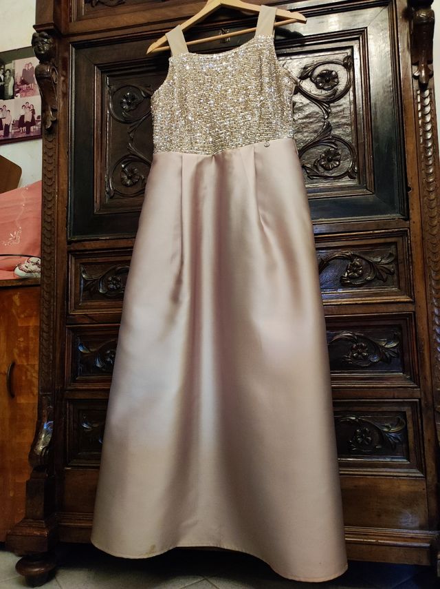 Vestido formal color champán - Talla L