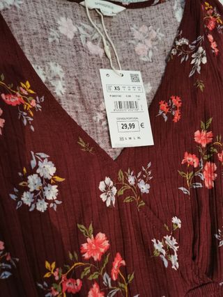 Vestido. Con etiqueta. Costó 30€