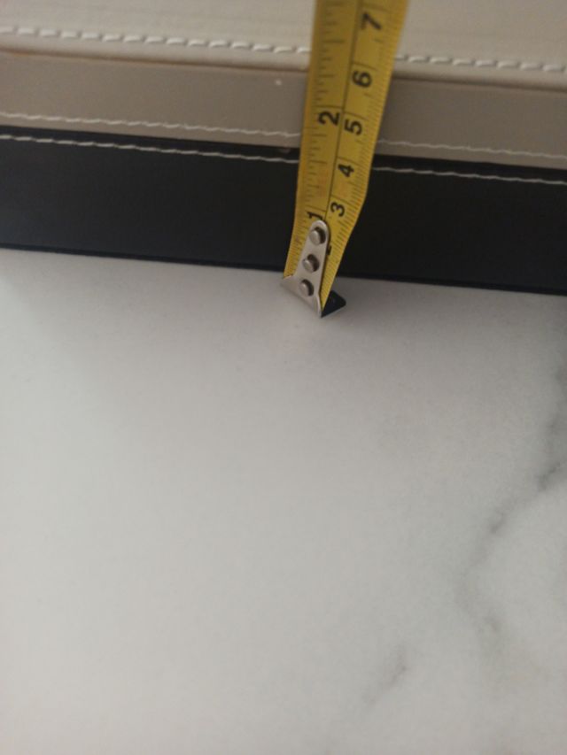 Caja piel terciopelo y regalo