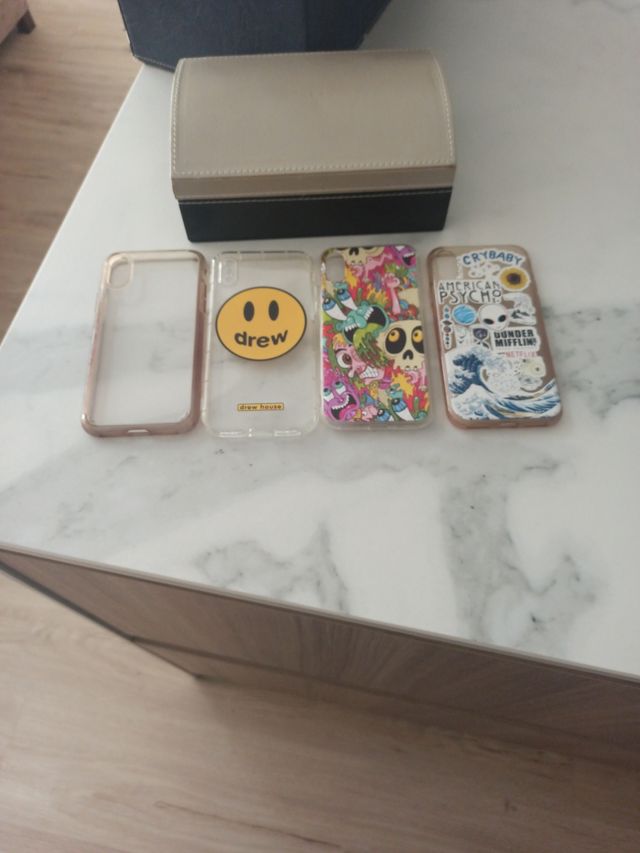 Caja piel terciopelo y regalo