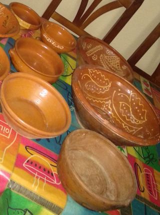 Artesanias de barro antigüedades cuencos y jarras