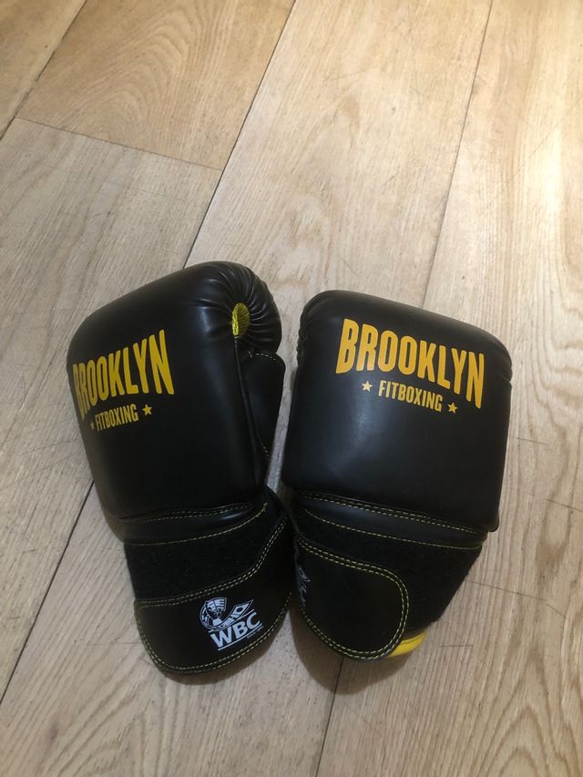 Guantes de boxeo a estrenar