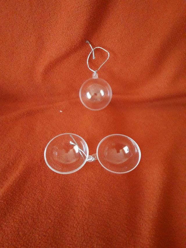 Bolas transparentes para sorpresas.