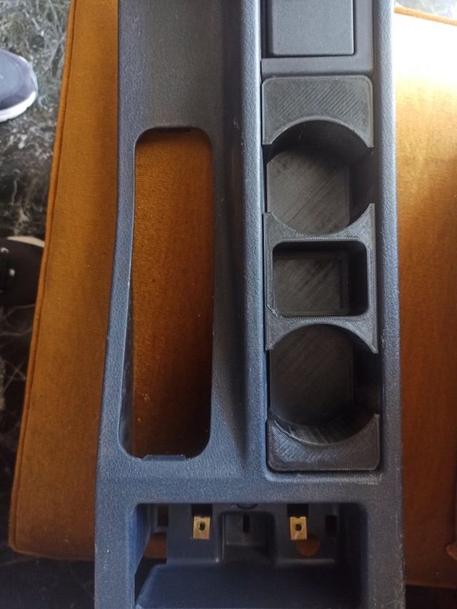 "Repuestos de coches impresos en 3D"