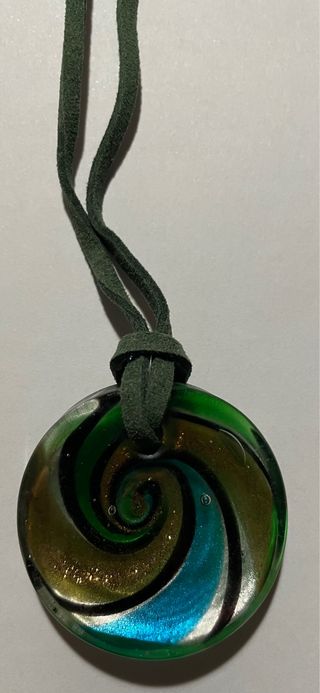 Variedad de colgantes