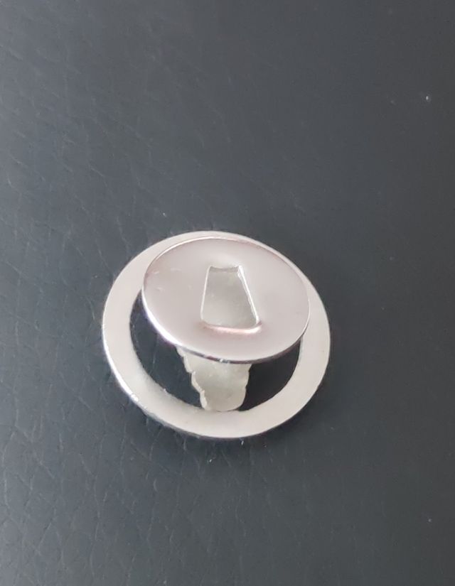 PIN DE OJAL DE LA VIRGEN DEL ROCÍO