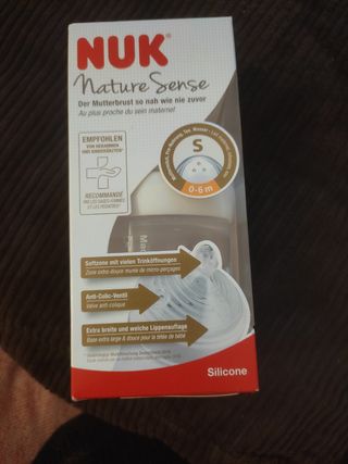 Biberón Nuk Nature Sense 0-6 meses silicona