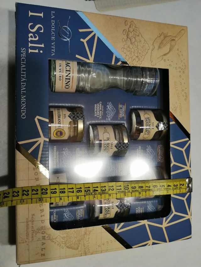 Set confezioni sale dal mondo più macinasale