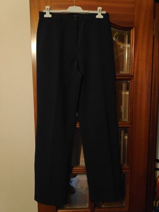 Lote 2 pantalones y dos camisas de mujer