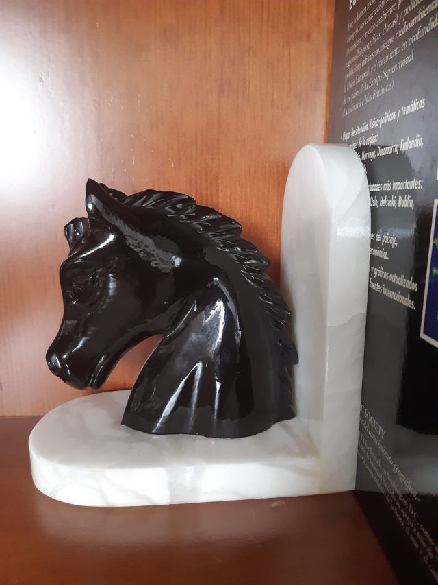 Sujetalibros de piedra