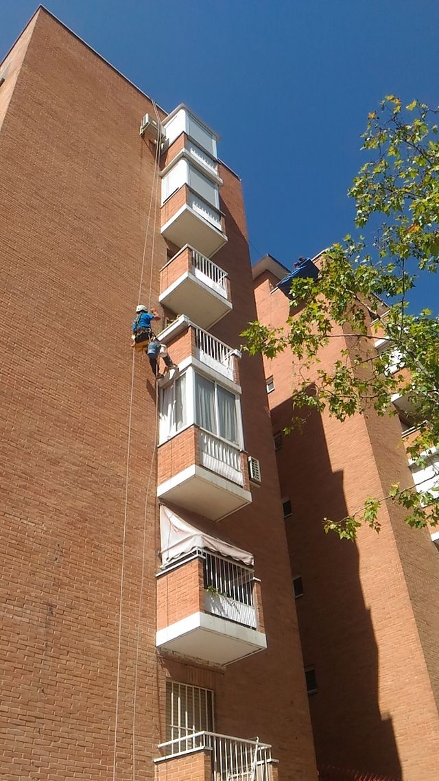 CABALLETES / LIMAS / CANALONES / BAJANTES