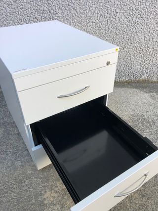 Cajonera Haworth con llave