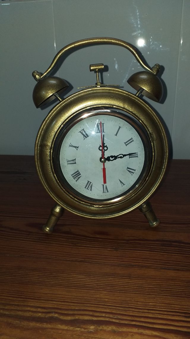 RELOJ RETRO BRONCEADO