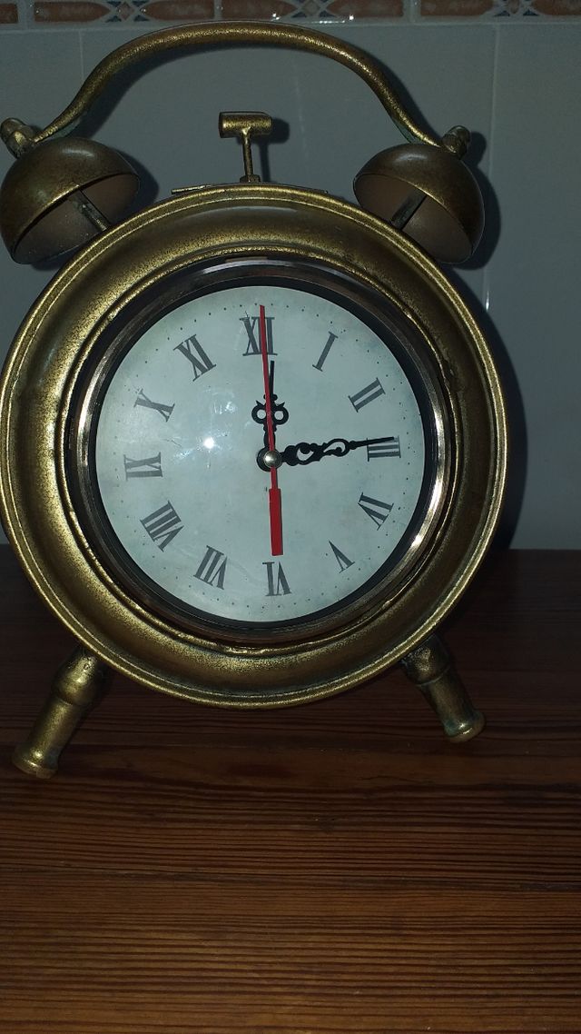 RELOJ RETRO BRONCEADO