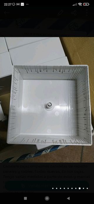 caja conexión electrica canaleta